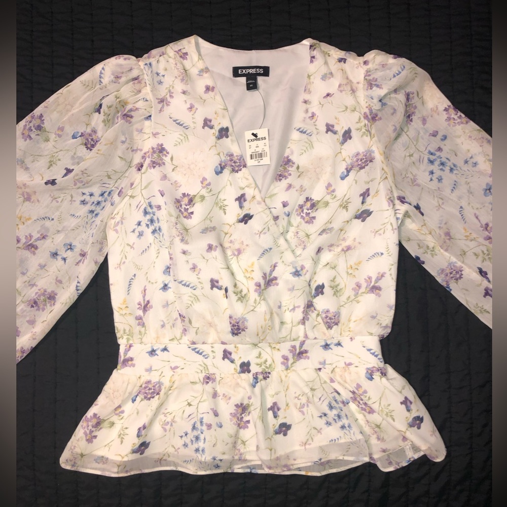 Floral Top - Picture 5 of 7